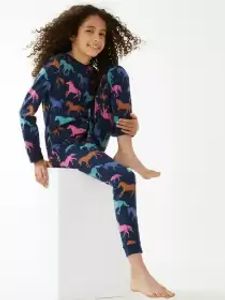 Girls Night suit
