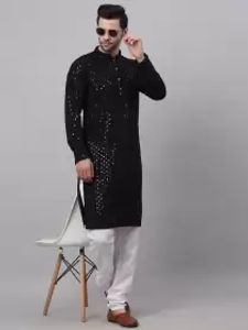 Men Embroidered Kurta with Churidar