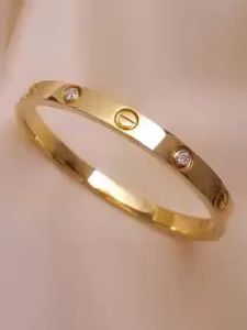 Women Bangle-Style Bracelet