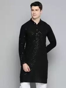 Men Embellished Cotton Kurta